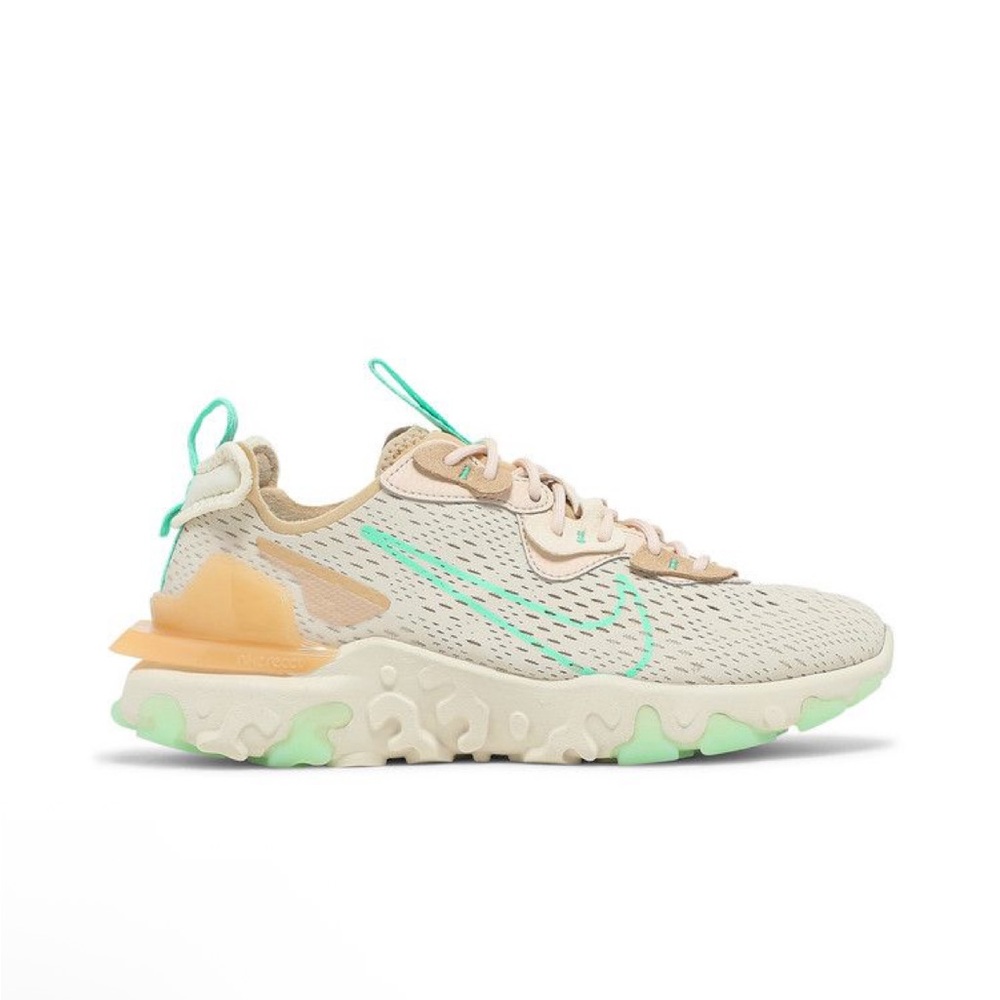 Nike Cream and Green Athletic Shoes with Modern Design